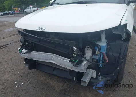 2019 Jeep Compass Latitude 4X4 from USA, damaged, VIN 3C4NJDBB9KT834332